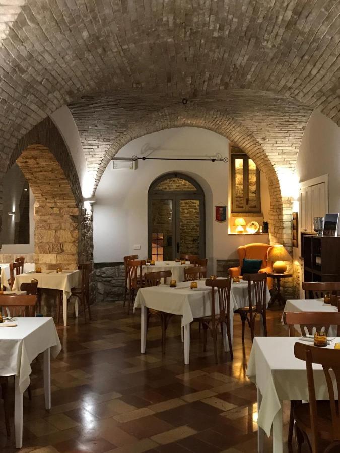 Hotel La Fortezza Asyż Zewnętrze zdjęcie