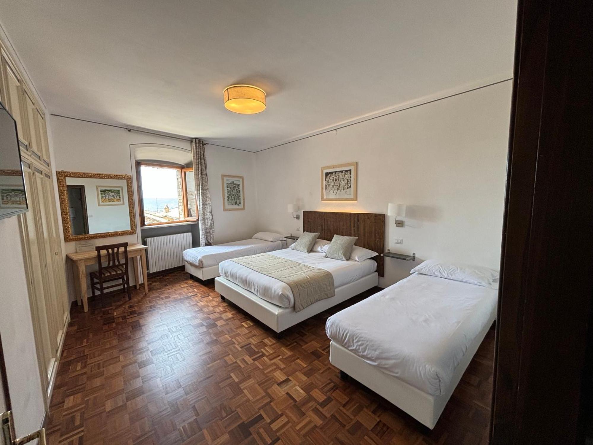 Hotel La Fortezza Asyż Zewnętrze zdjęcie