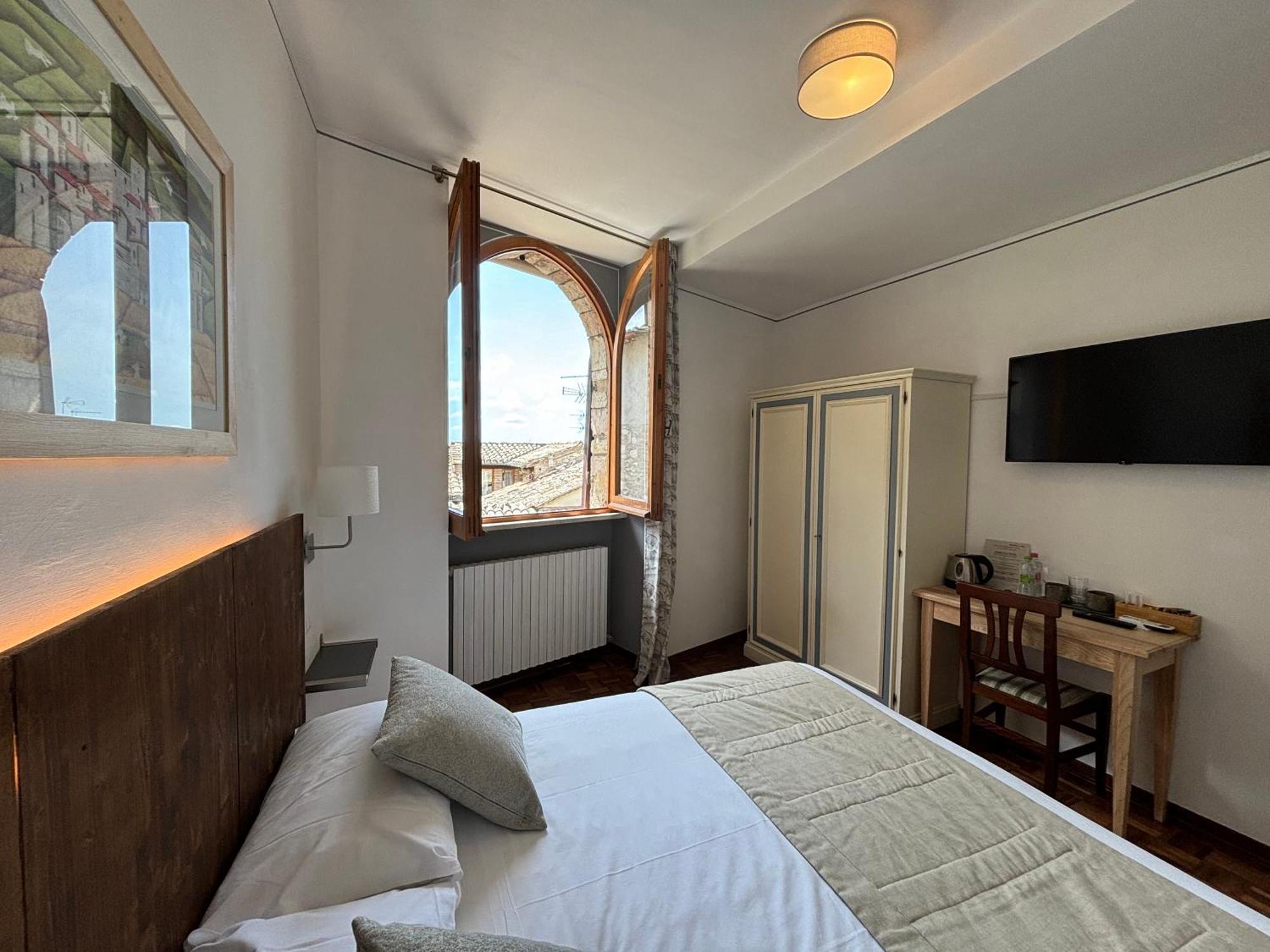 Hotel La Fortezza Asyż Zewnętrze zdjęcie